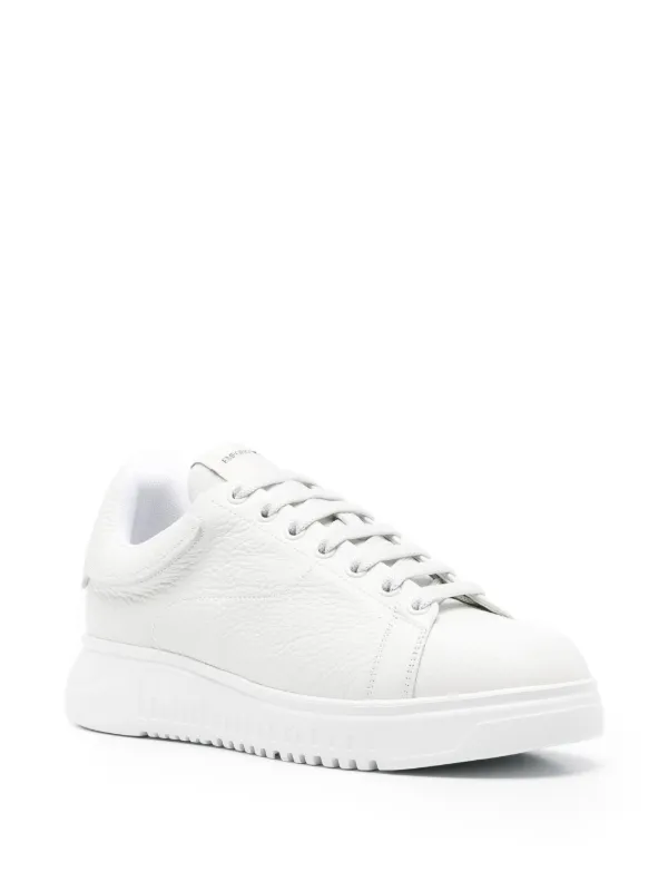 Emporio Armani パデッドタン レザースニーカー | ホワイト | FARFETCH JP Emporio Armani パデッドタン レザースニーカー | ホワイト | FARFETCH JP