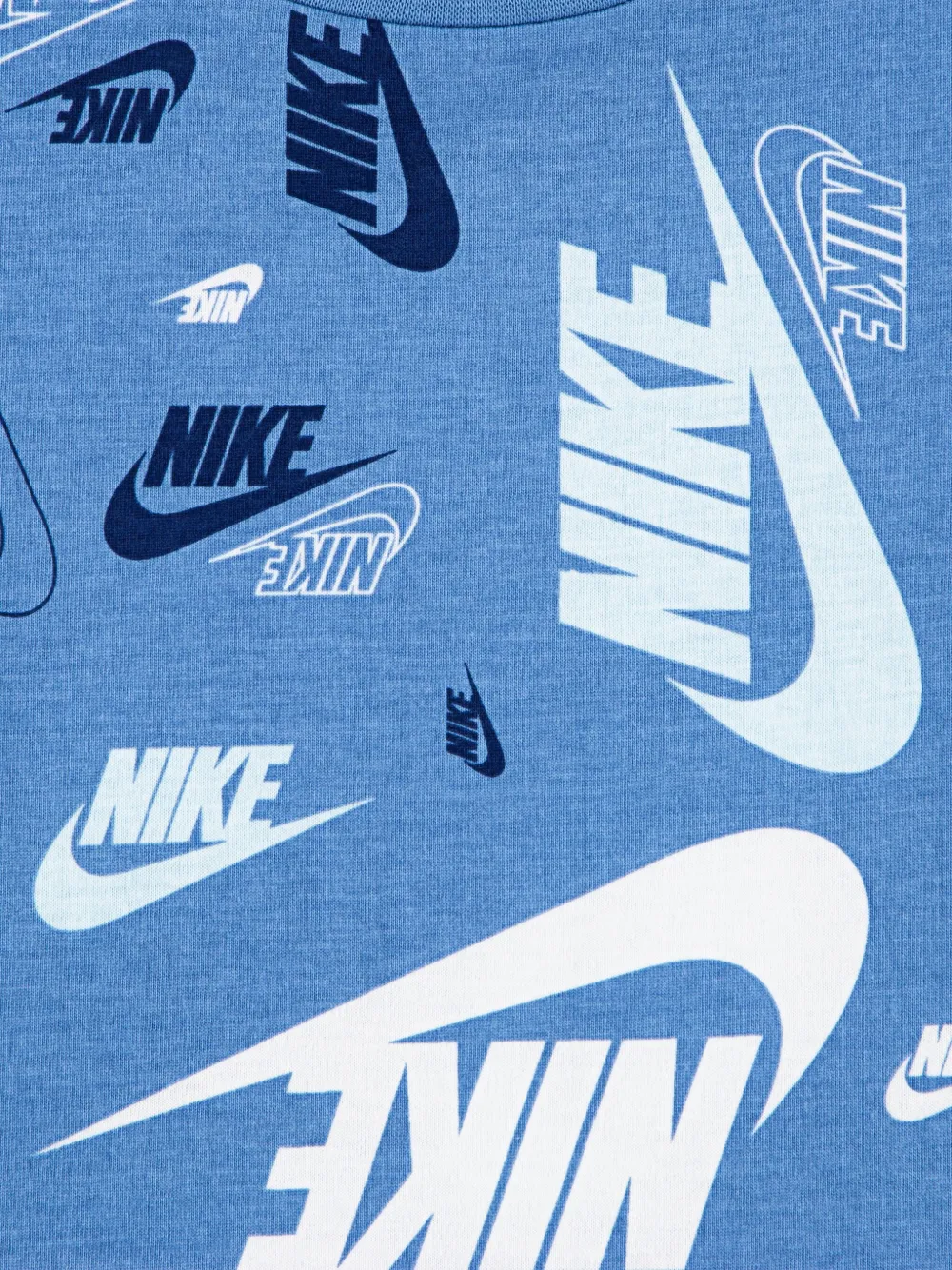 Nike Kids Twee shorts met logoprint Blauw