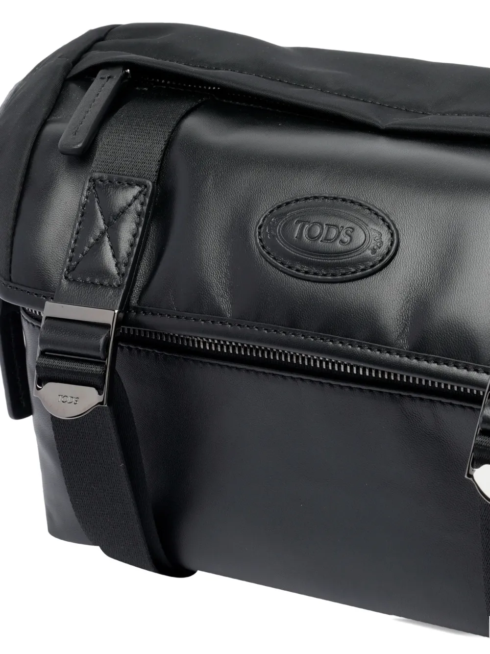 Tod's logo-patch shoulder bag Zwart