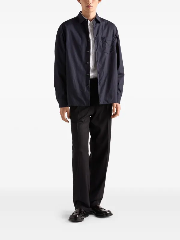 prada 22ss トライアングルパッチ　ワイドスラックス　ヴァージンウール Prada トライアングルロゴ パンツ | ブラック | FARFETCH JP