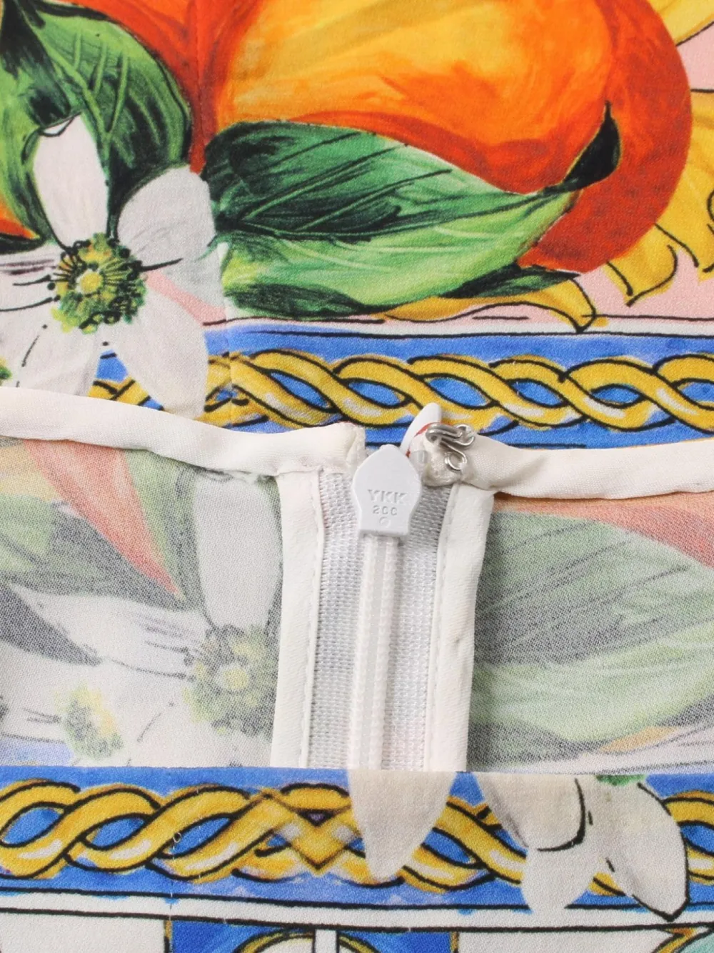Pre-owned Dolce & Gabbana 2010s Mallorca-print Silk Blouse In Neutral