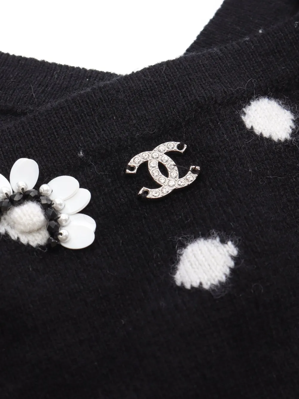 Pre-owned Chanel 1986-1988 Flower-embellishment Cashmere Top In Black