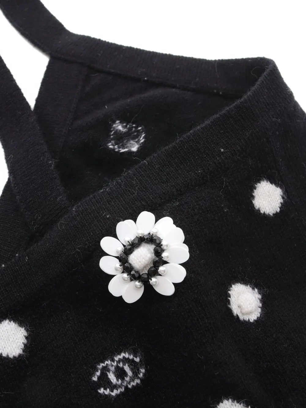Pre-owned Chanel 1986-1988 Flower-embellishment Cashmere Top In Black