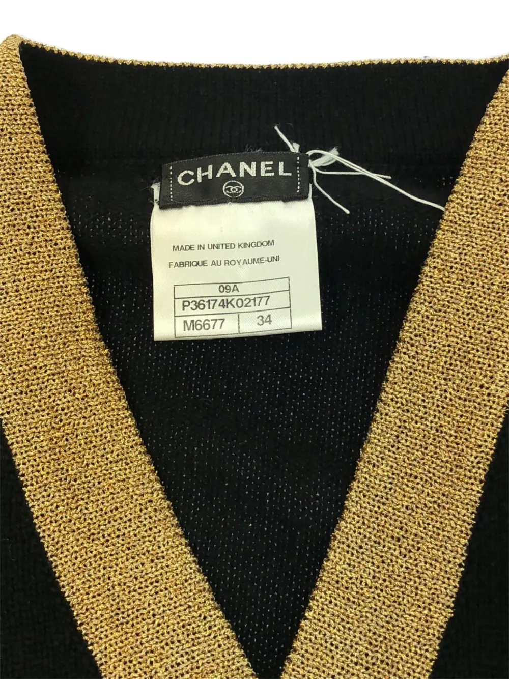 Pre-owned Chanel 2010s Cashmere Cardigan In Black