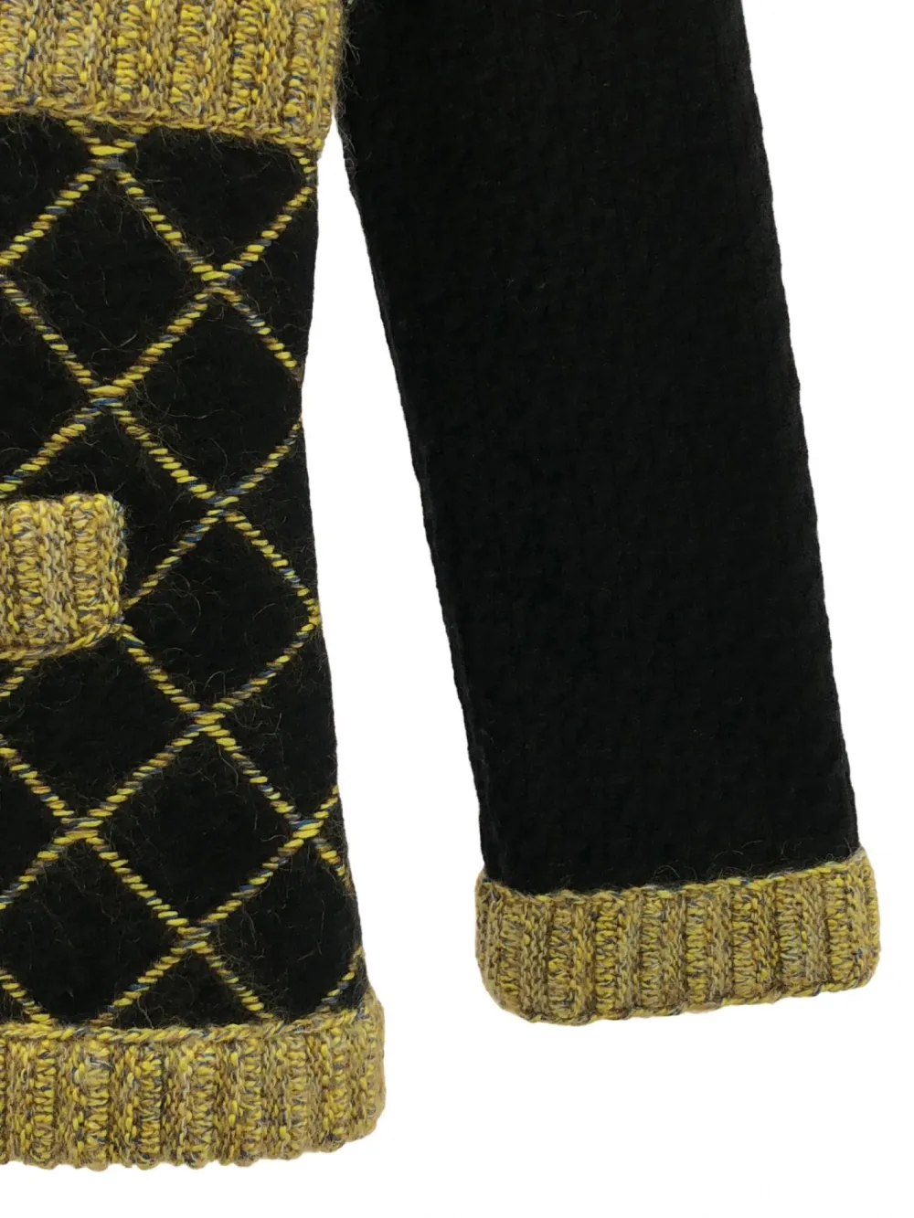 Pre-owned Chanel 2010s Diamond-pattern Ribbed Cardigan In Black