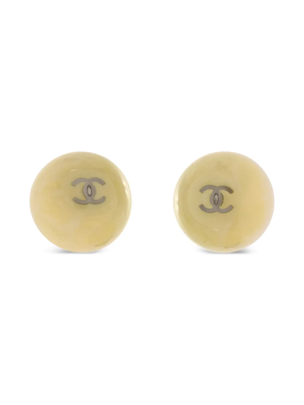 CHANEL Pre-Owned 1999 ボタン イヤリング - ニュートラル CHANEL Pre-Owned 1999 ボタン イヤリング - ニュートラル