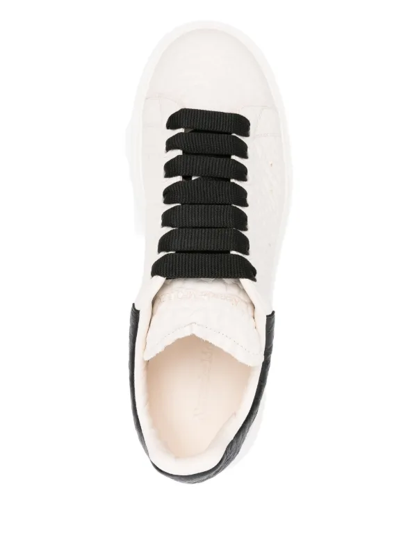 【Alexander McQueen】オーバーサイズ スニーカー カーフレザー Alexander McQueen オーバーサイズ スニーカー | ホワイト