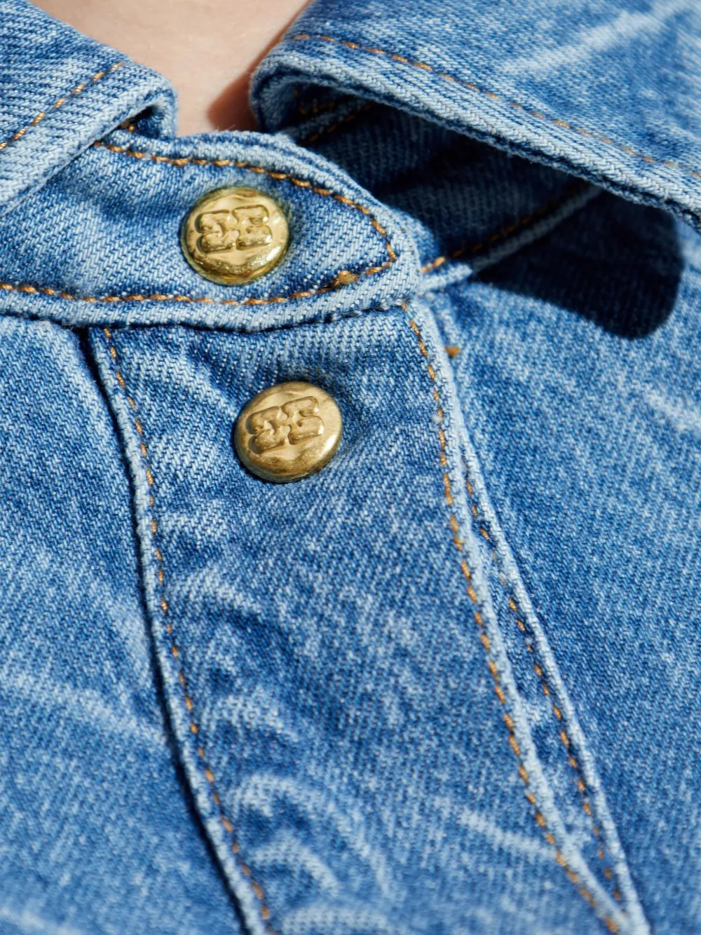 GANNI acid-wash denim shirt Blauw