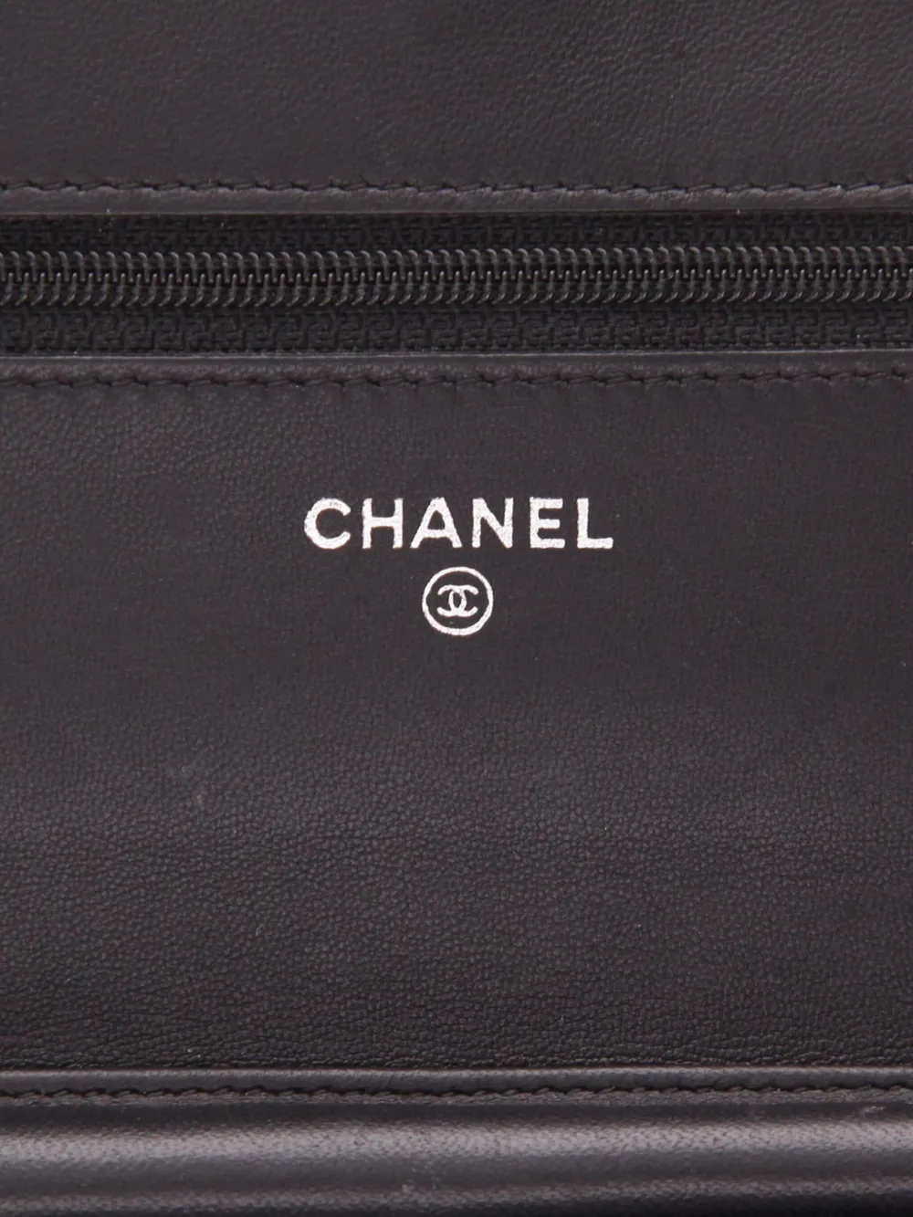 Pre-owned Chanel Quilted Chain-strap Wallet Bag In Black