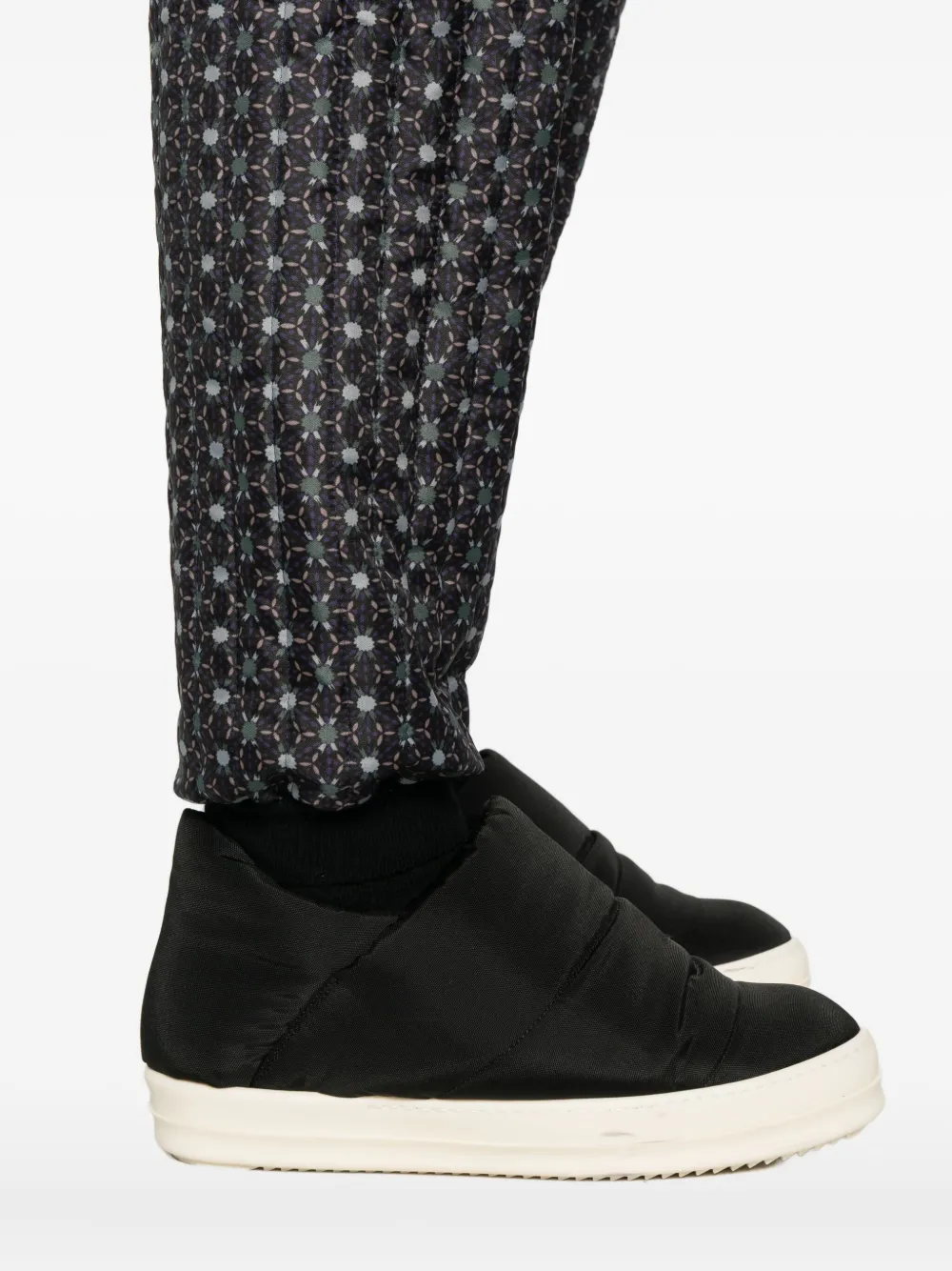 Bless Nº08 Monpe Trousers In Black