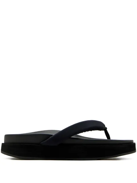 ONWUAD Cuda padded-thong sandals