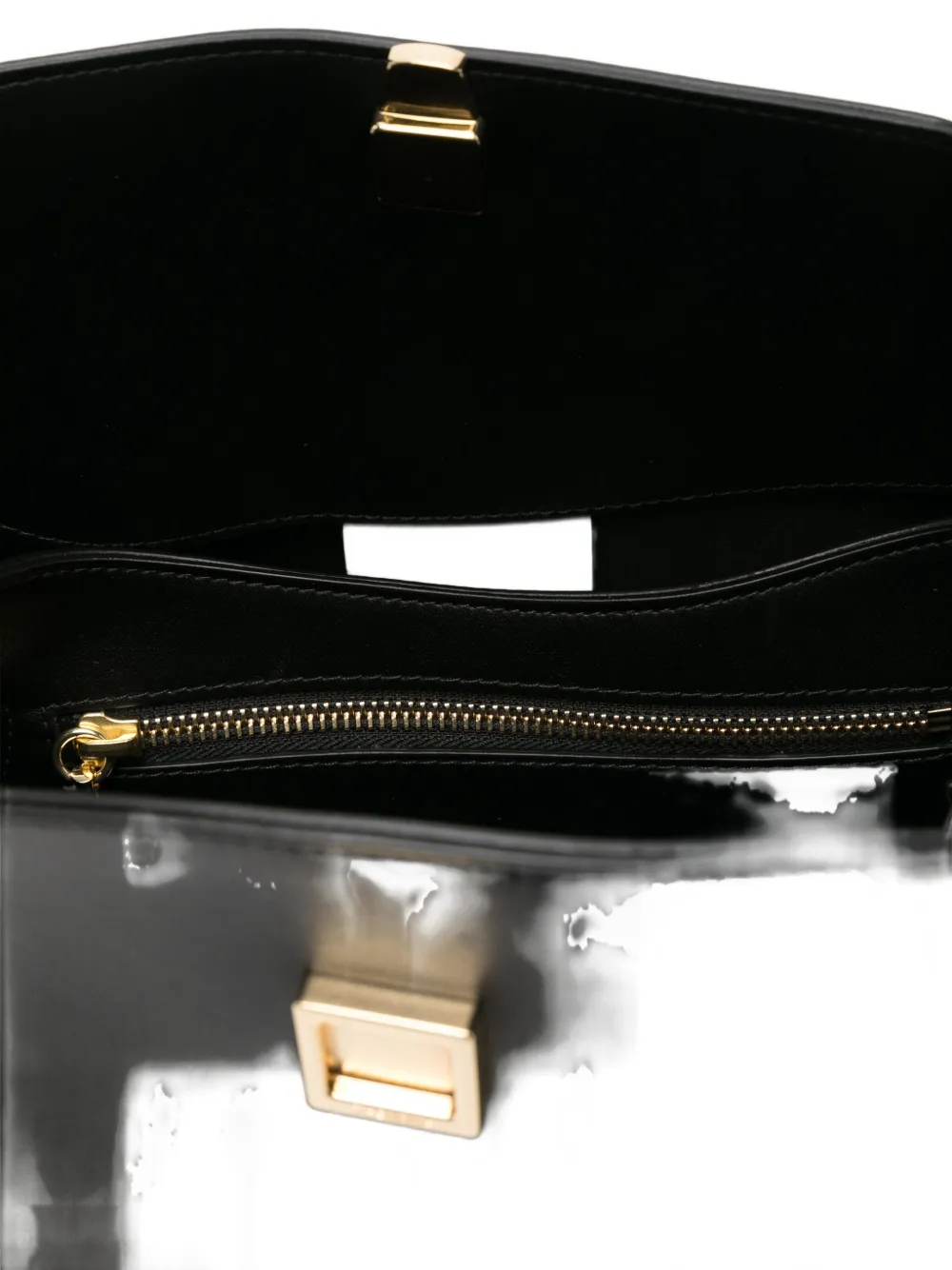 Themoirè Clasp-fastening Shoulder Bag In Black