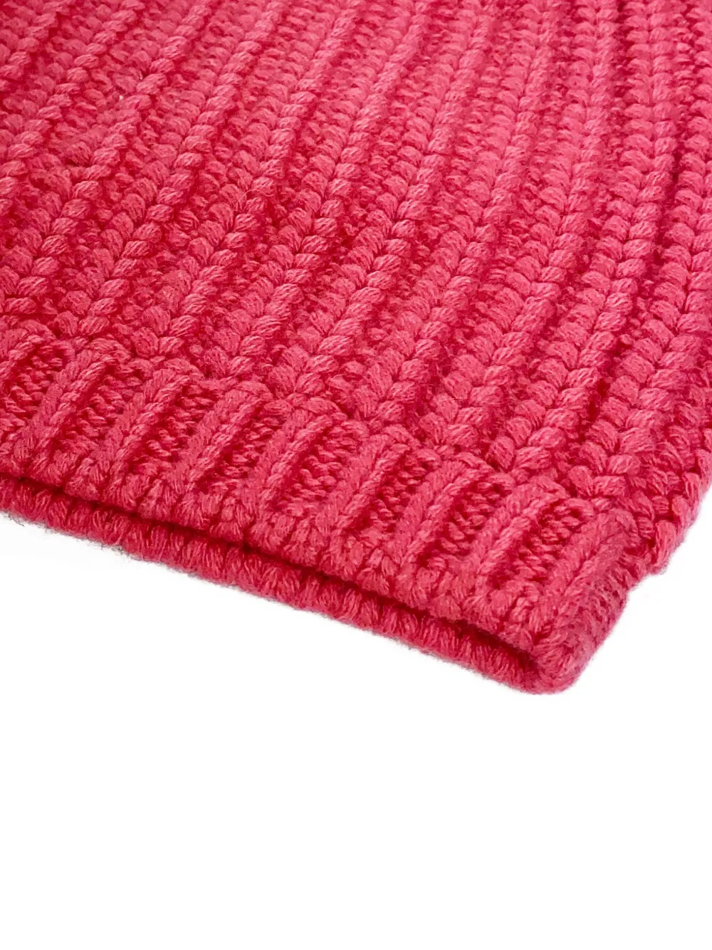 La Rose Cash Costa Corto Ribbed Beanie In Pink