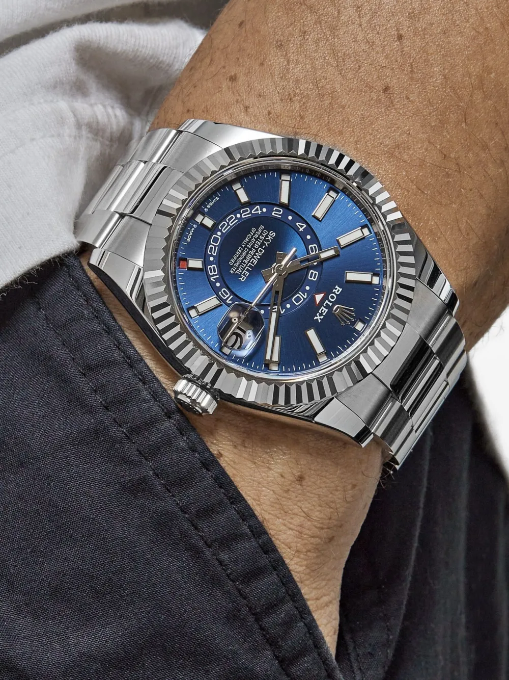 Rolex 2025 Sky-Dweller 42mm | Pre-Owned | Image 2