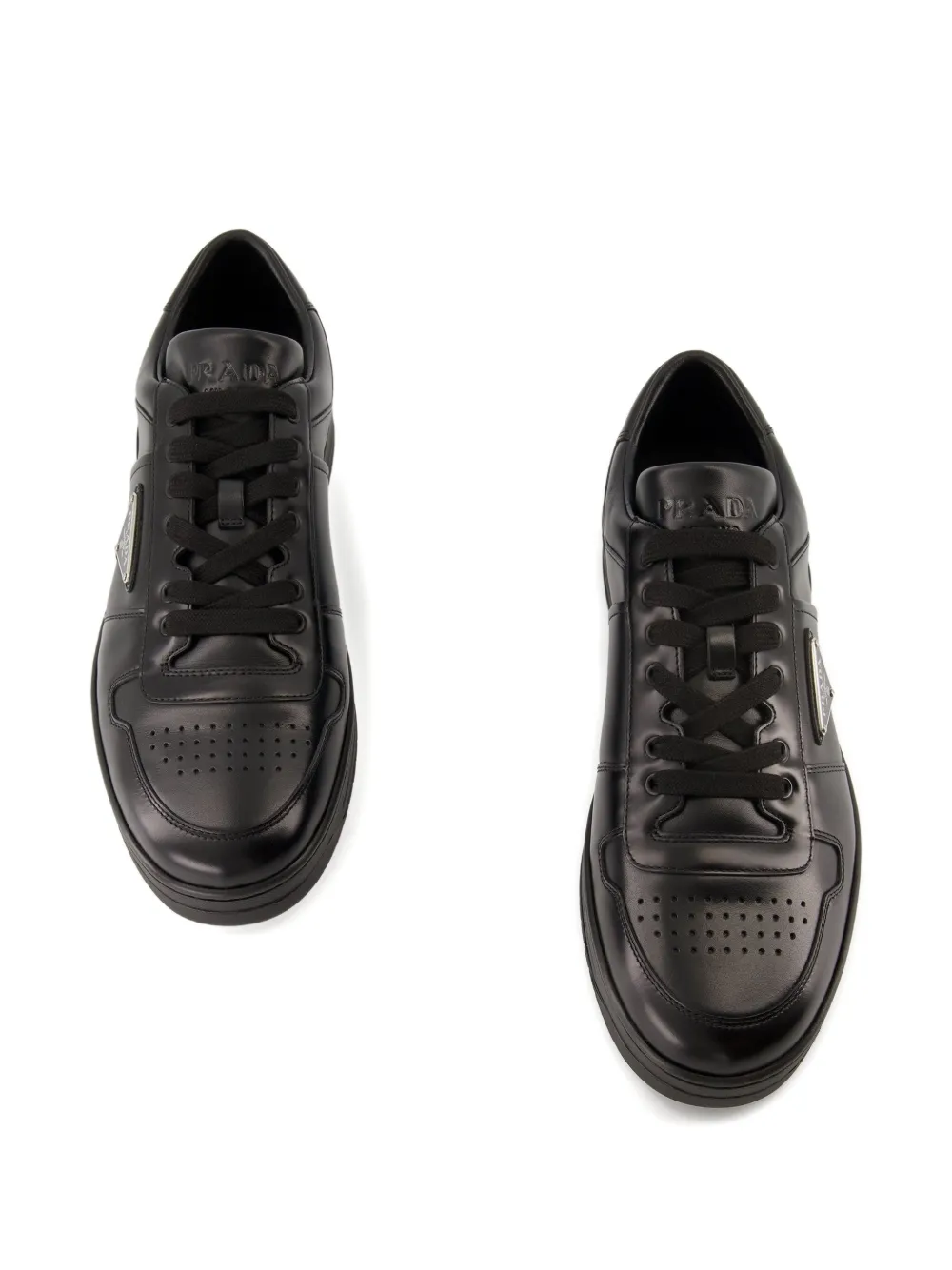 Prada Leren sneakers met logo Zwart