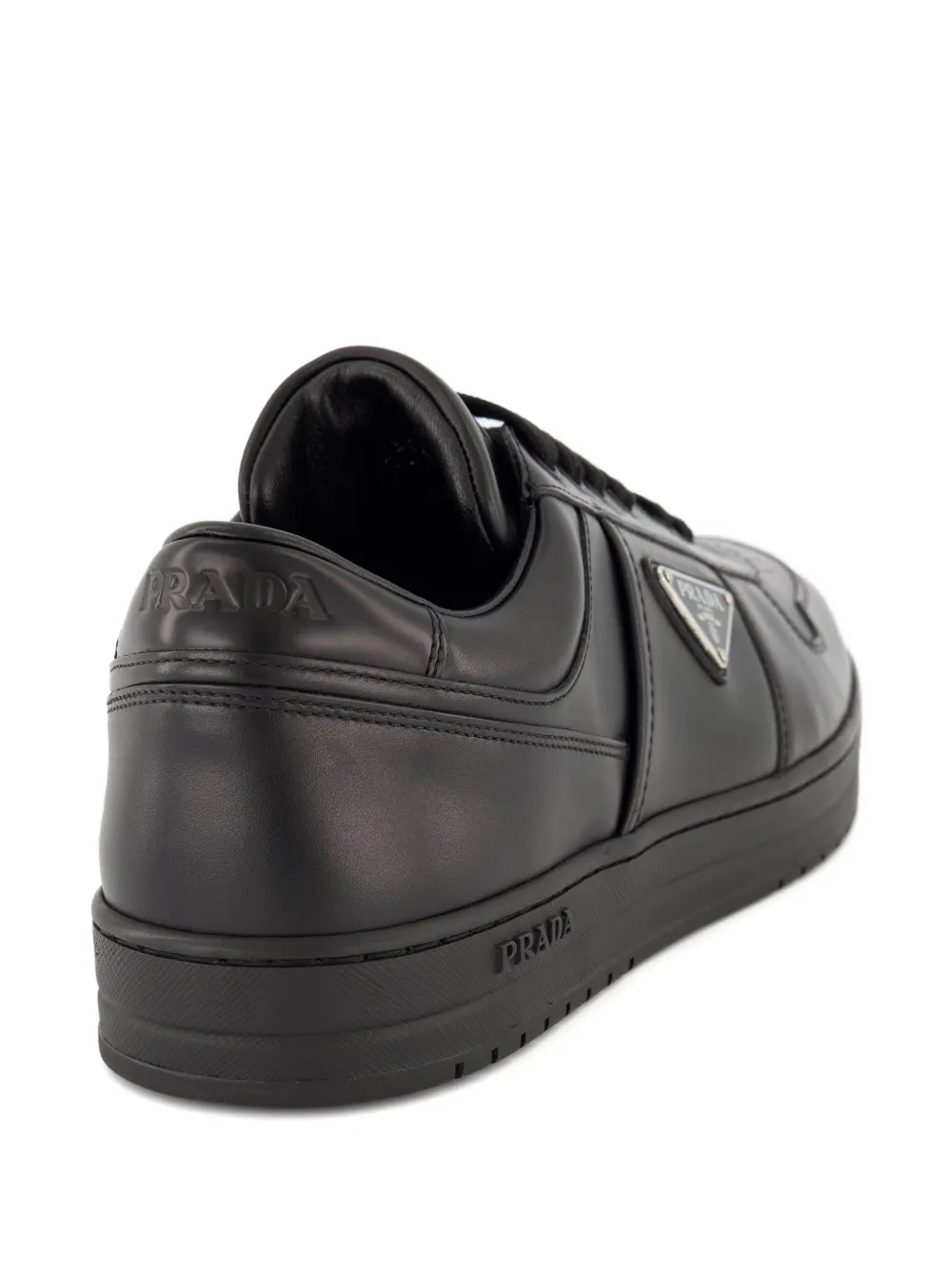 Prada Leren sneakers met logo Zwart