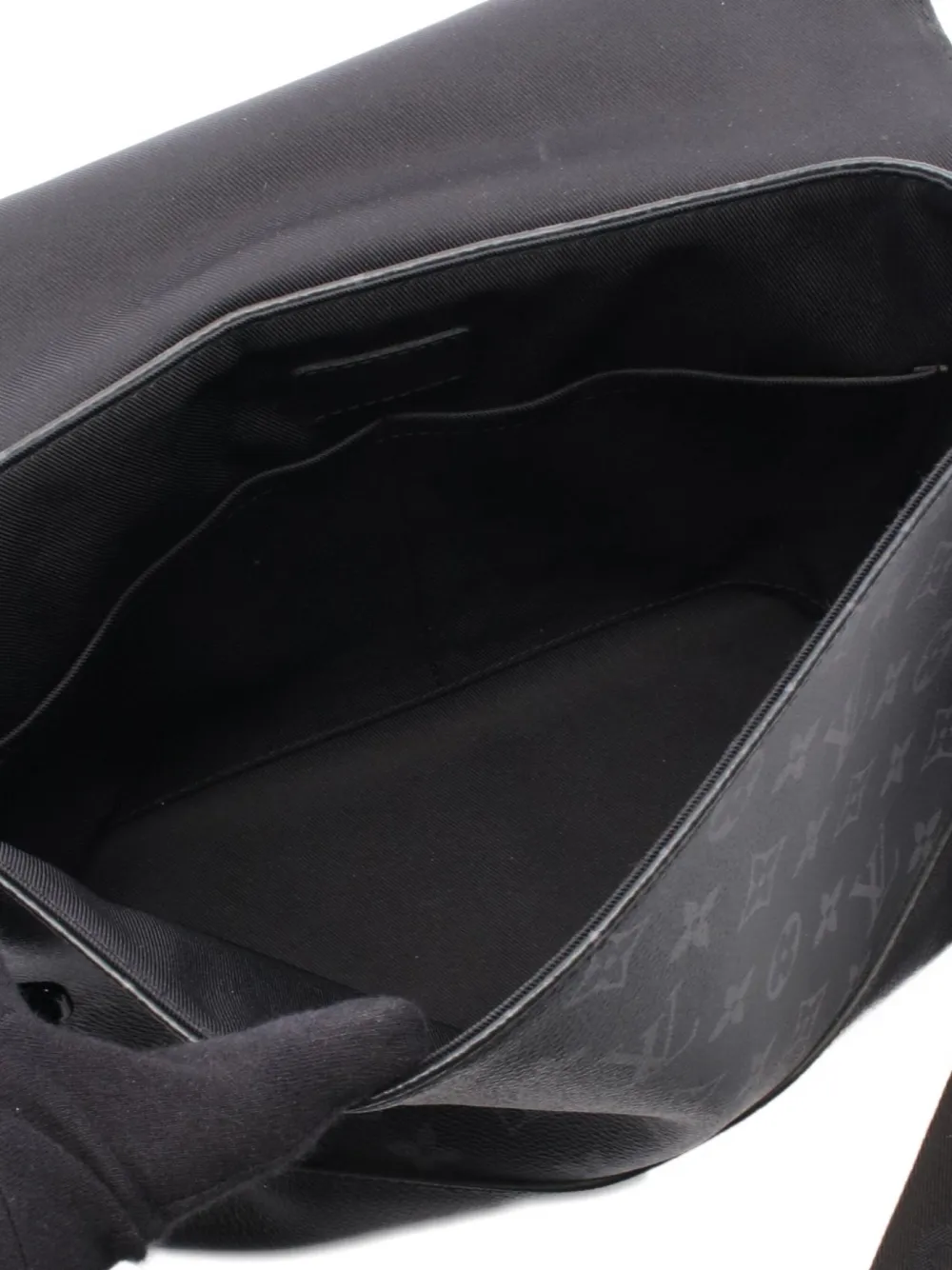 Pre-owned Louis Vuitton 2021 Saumur Messenger Bag In Black