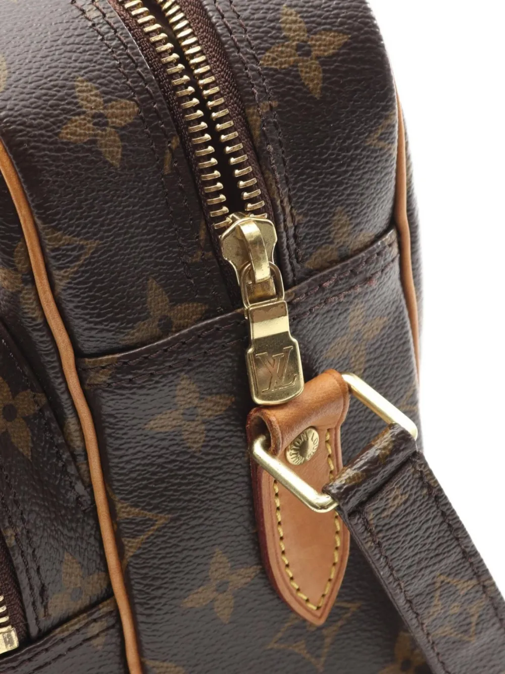 Pre-owned Louis Vuitton 2012 Nil Shoulder Bag In Brown