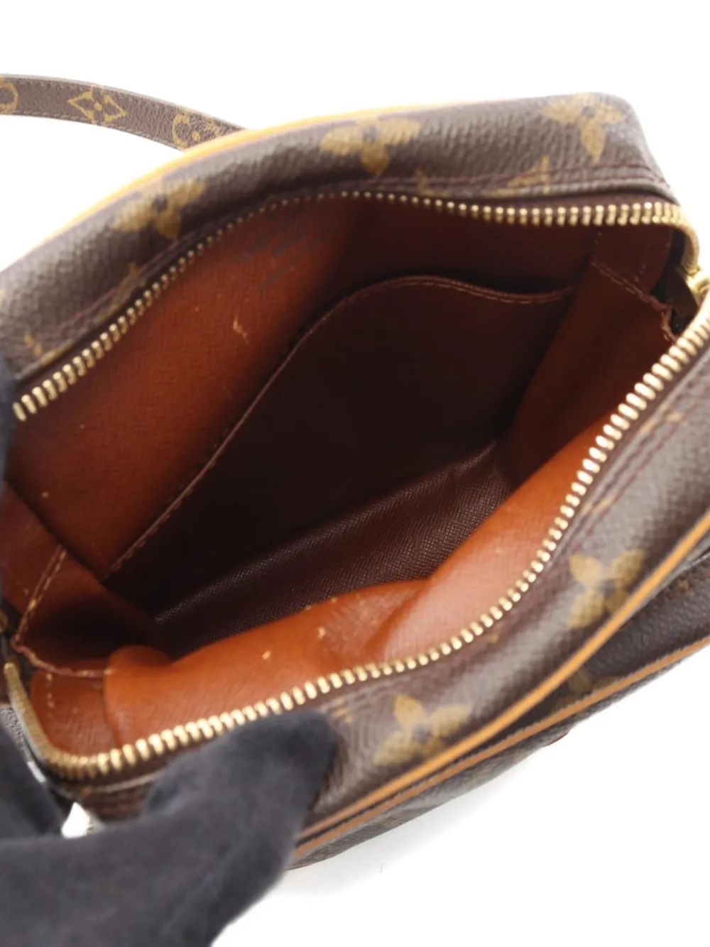 Pre-owned Louis Vuitton 2003 Amazon Shoulder Bag In Brown