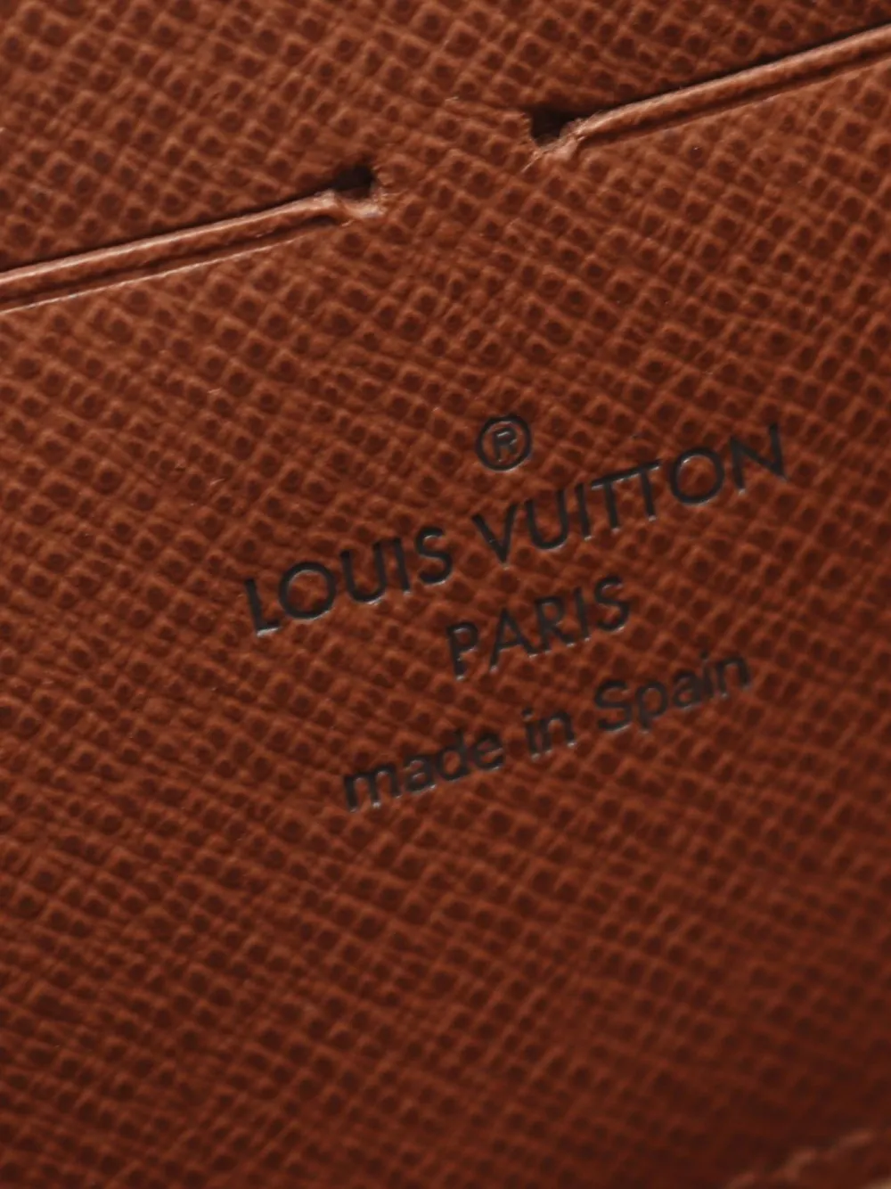 Pre-owned Louis Vuitton 2010 Zippy Wallet In Brown