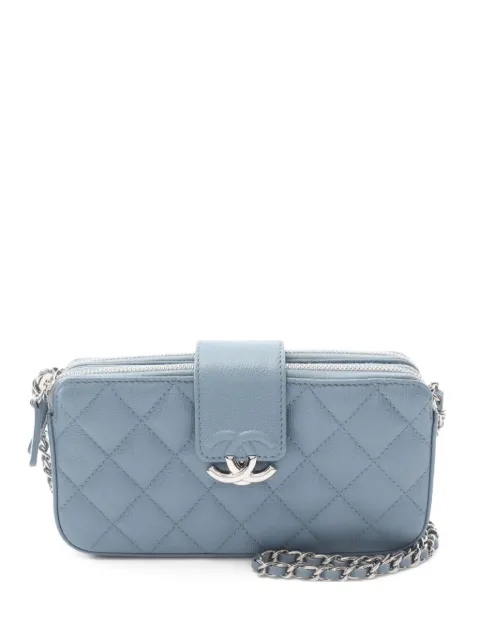 CHANEL Pre-Owned 2019 matelassé clutch bag