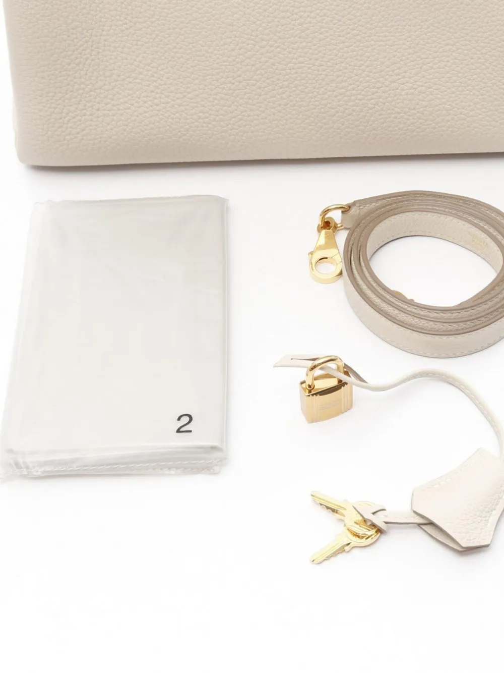 Pre-owned Hermes 2021 Kelly 28 Togo Leather Handbag In White