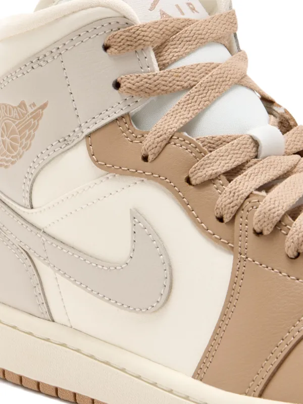 エアジョーダン ハイカットスニーカー ブラウン Nike Air Jordan 1 ハイカット スニーカー | ブラウン | FARFETCH JP