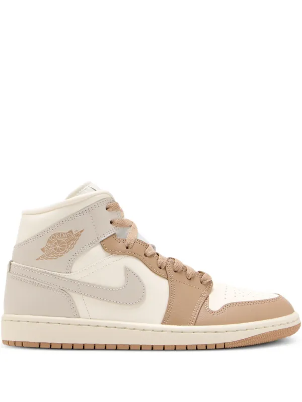 エアジョーダン ハイカットスニーカー ブラウン Nike Air Jordan 1 ハイカット スニーカー | ブラウン | FARFETCH JP