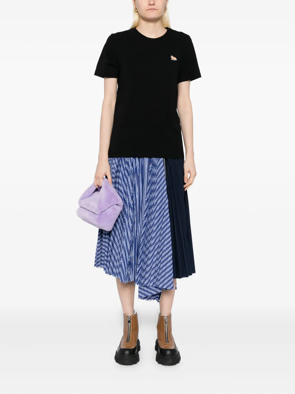 Maison Kitsuné embroidered-logo t-shirt | T-Shirts & Jersey Shirts | Image 2