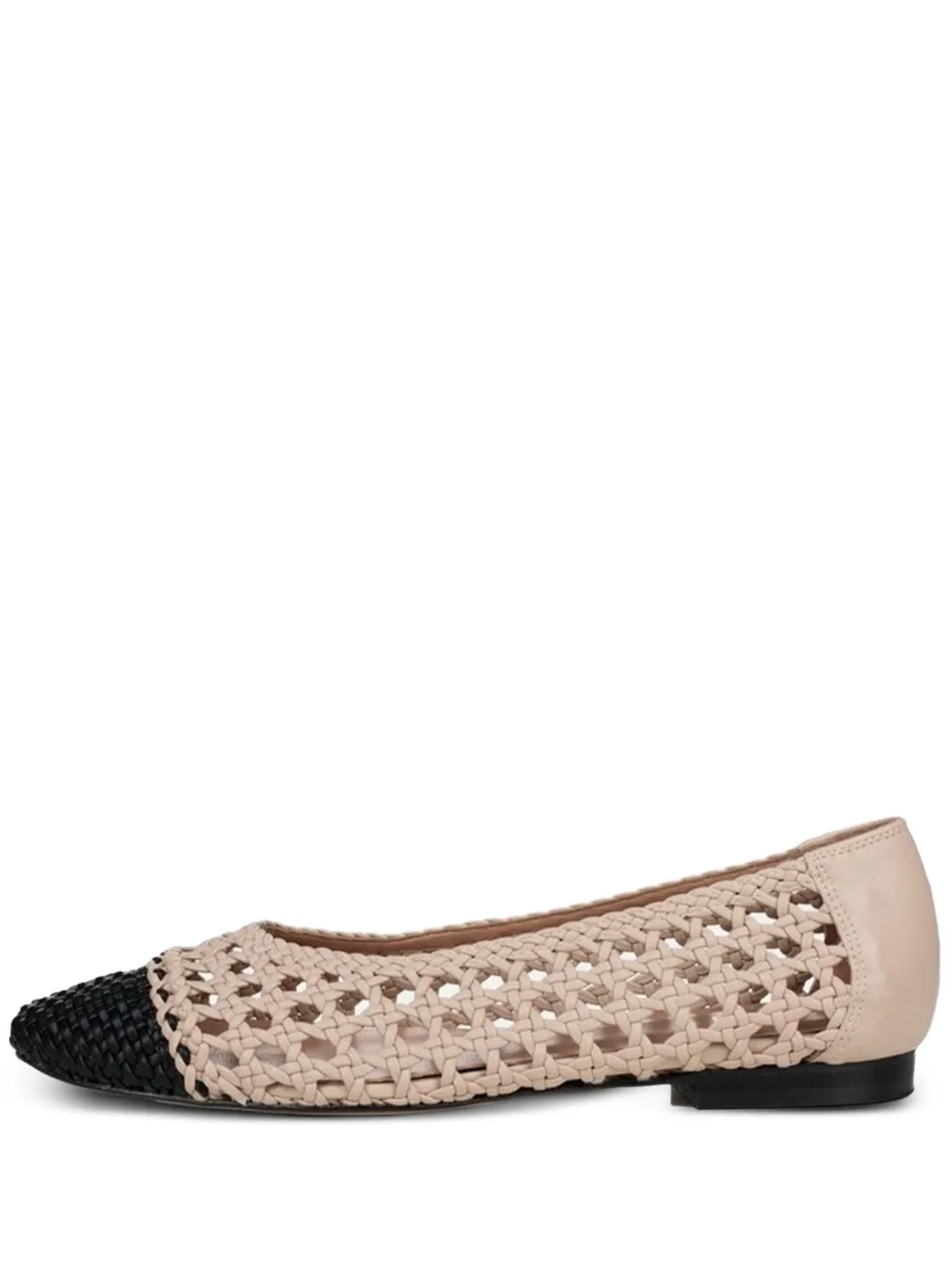 Poche Paris Reine Woven Cap-toe Flat Pumps In Neutral