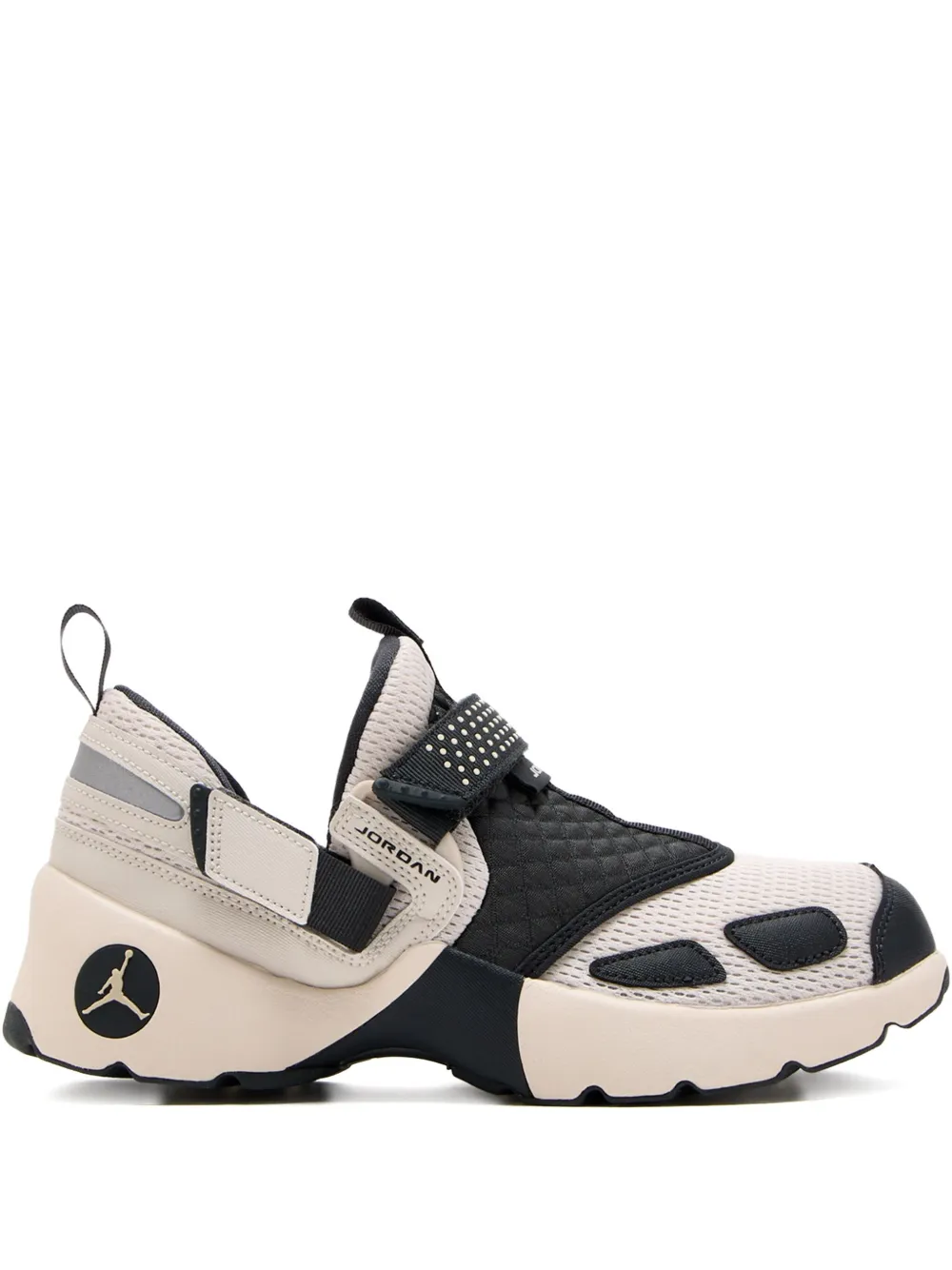 Nike Jordan Trunner sneakers 102 LT OREWOOD BRN ANTHRACITE
