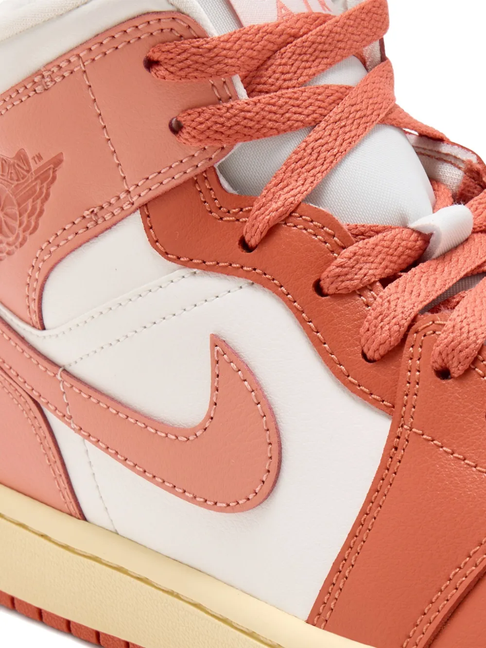 Nike Air Jordan 1 high-top sneakers Orange