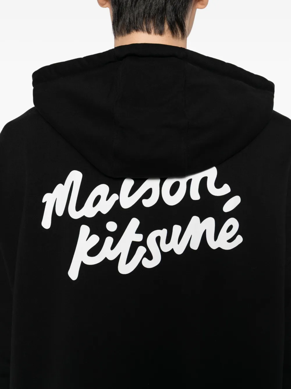 Maison Kitsuné Hoodie met tekst Zwart