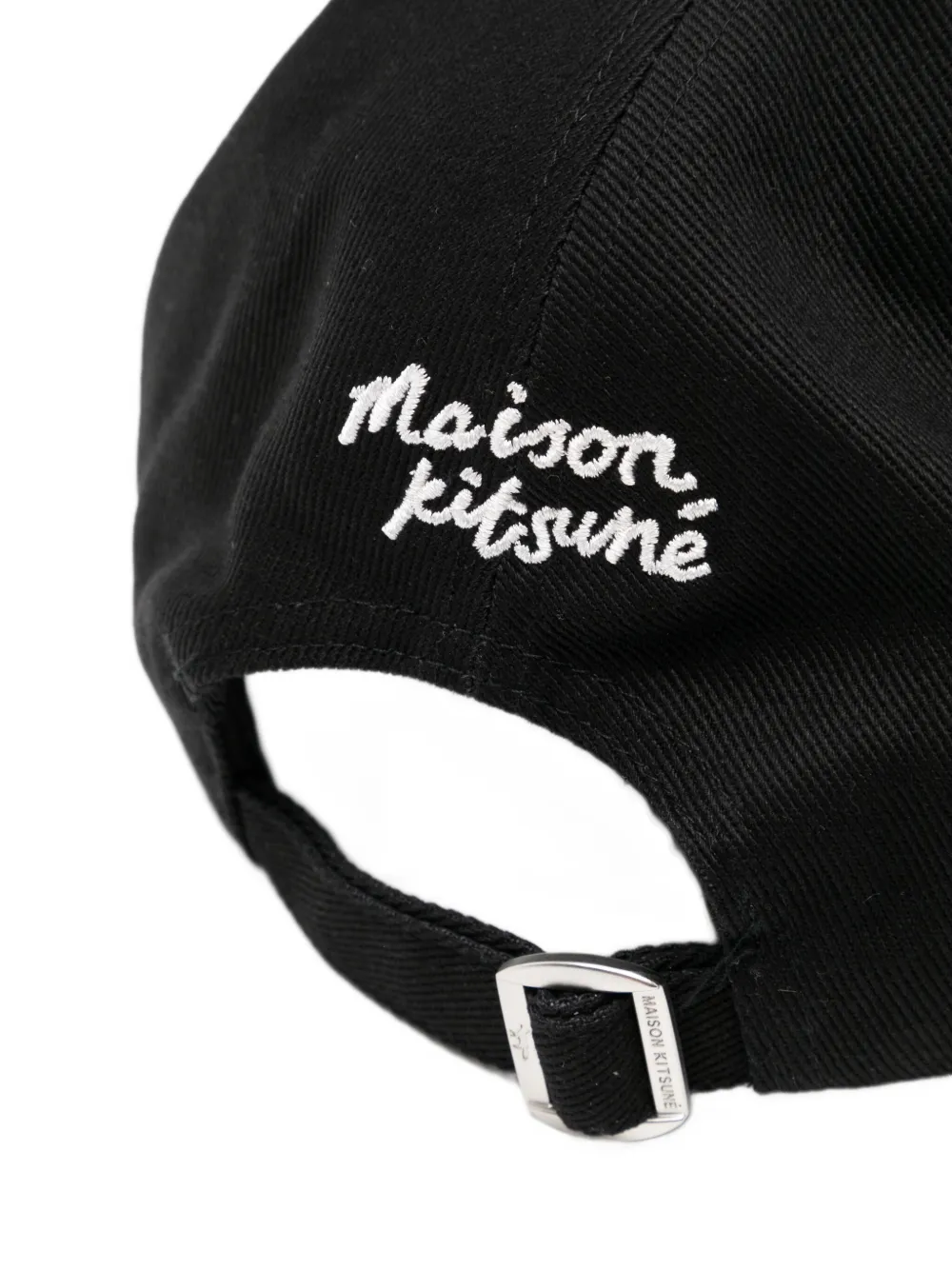 Maison Kitsuné Pet met geborduurde logopatch Zwart