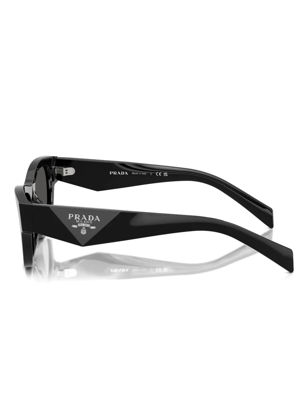 Prada Eyewear logo-plaque sunglasses Zwart