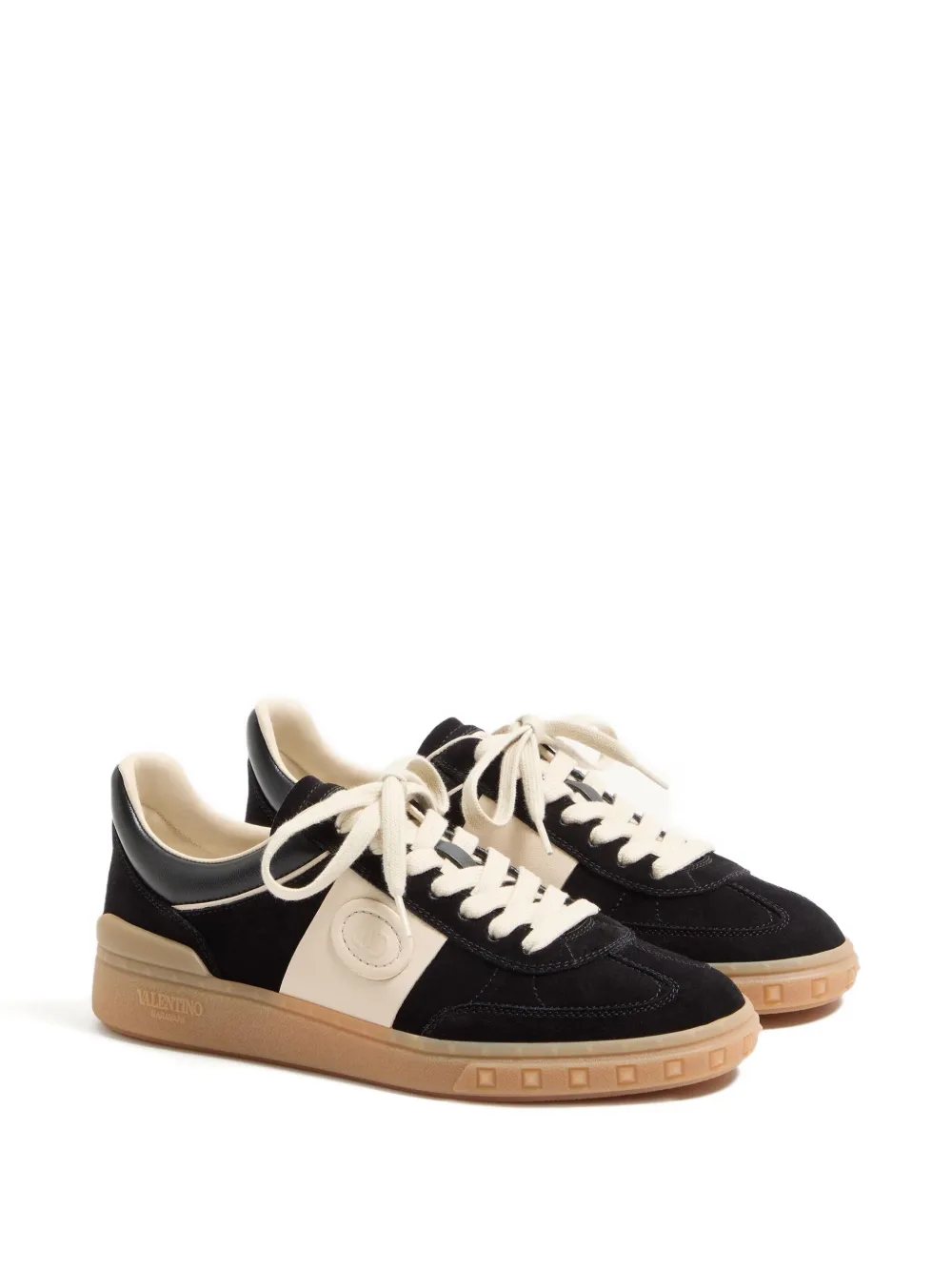 Valentino Garavani Upvillage Crosta sneakers met patch - Zwart
