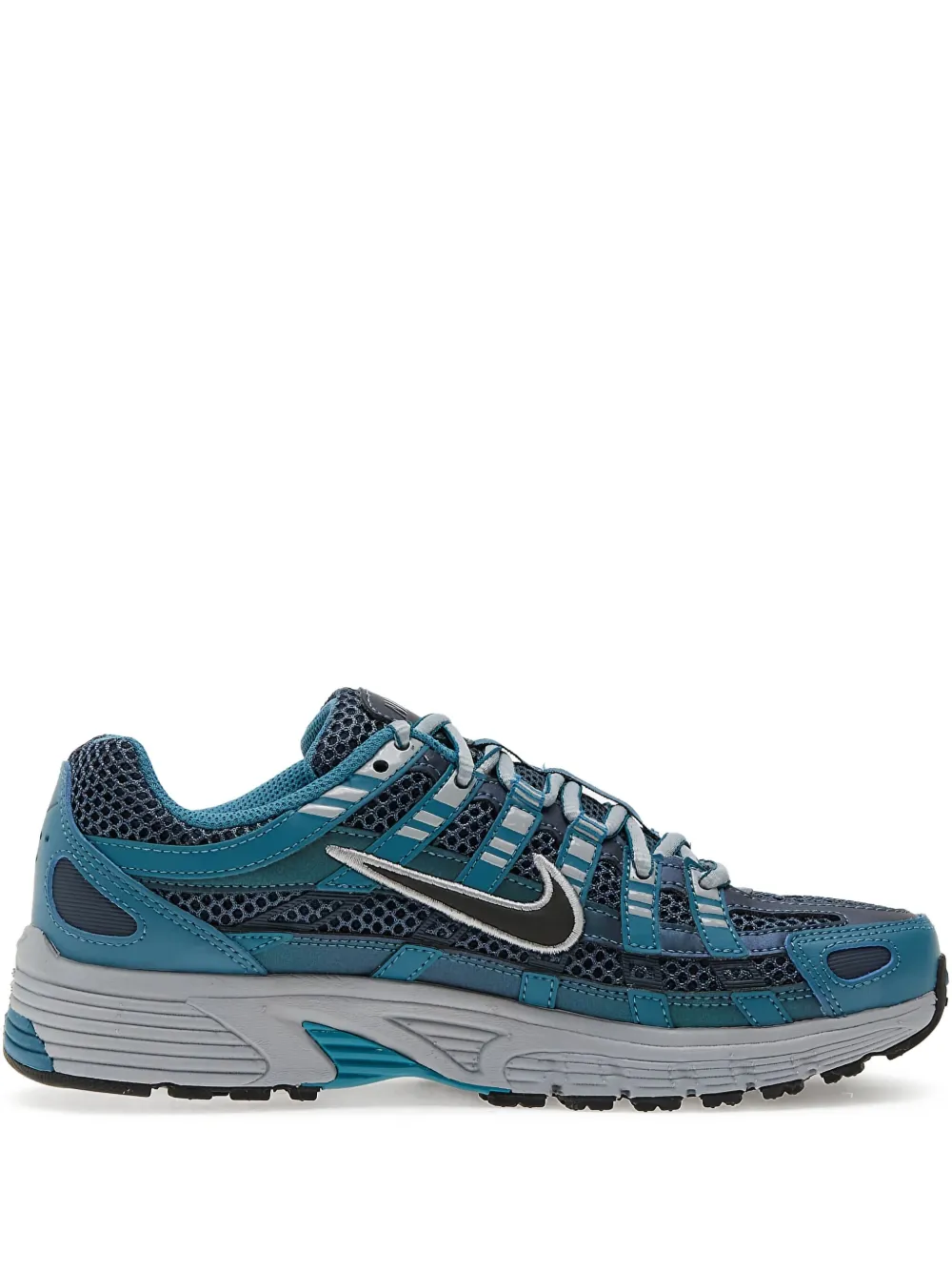 Nike Zegama 2 perforated low-top sneakers Grey