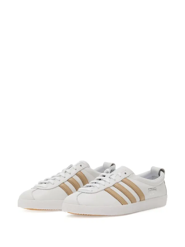 Adidas スリーストライプス スニーカー | ホワイト | FARFETCH JP