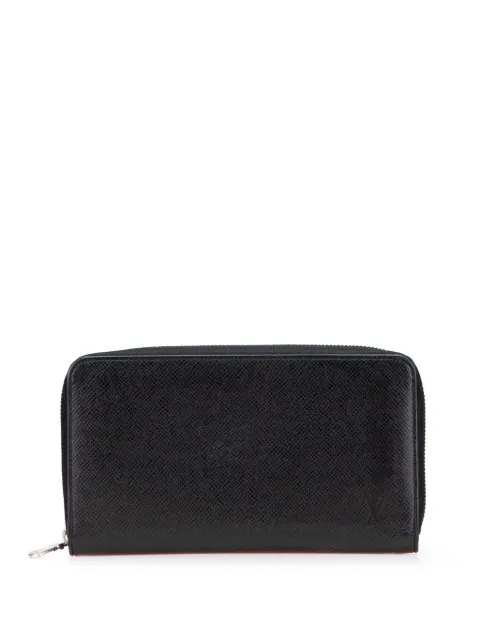 Louis Vuitton Pre-Owned 2019 Taiga Zippy Organizer Wallet long wallets