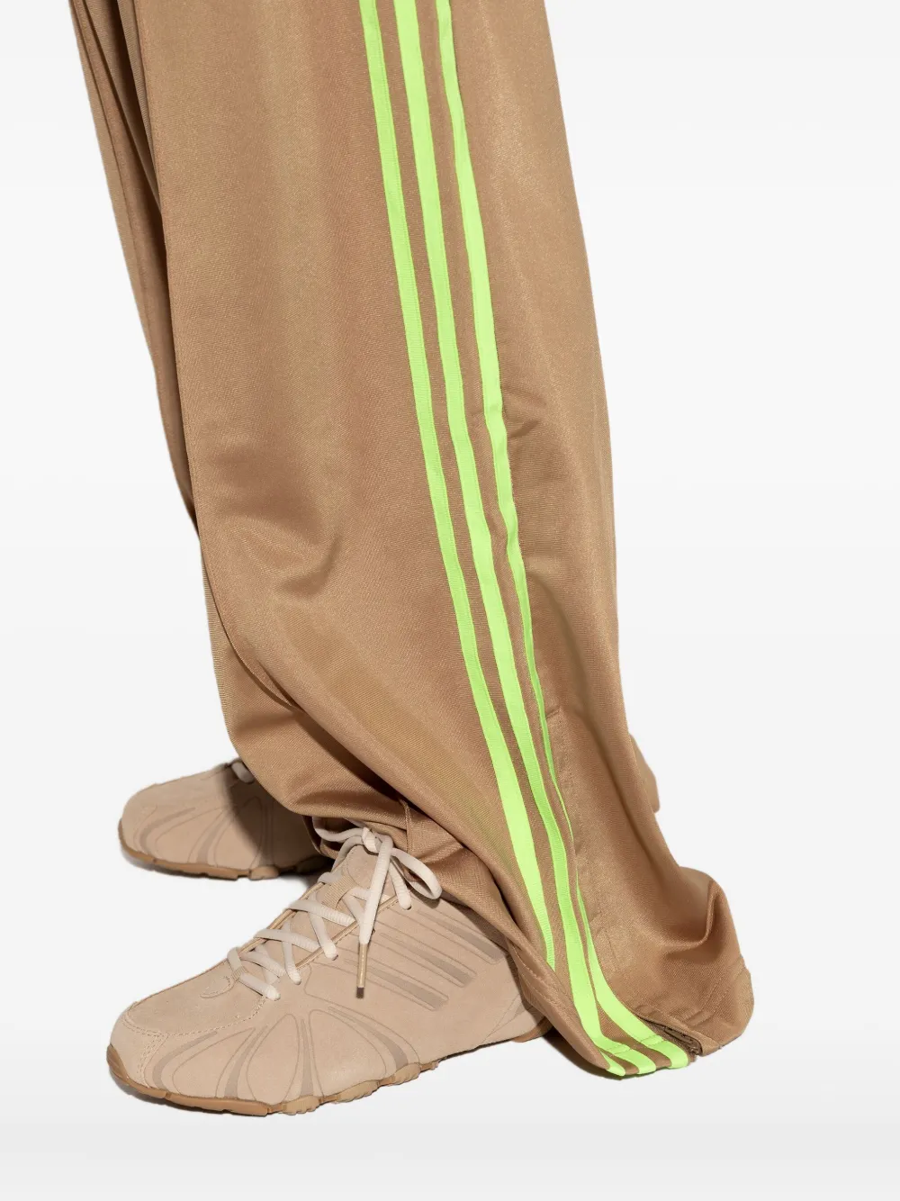 adidas Ghost Sprint lace-up sneakers Brown