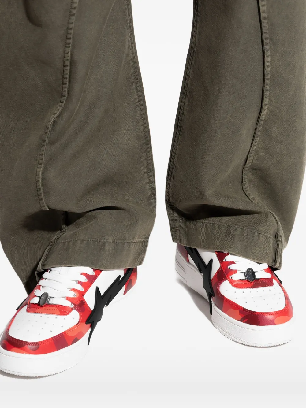 A Bathing Ape Star-embellishment Sneakers In Red