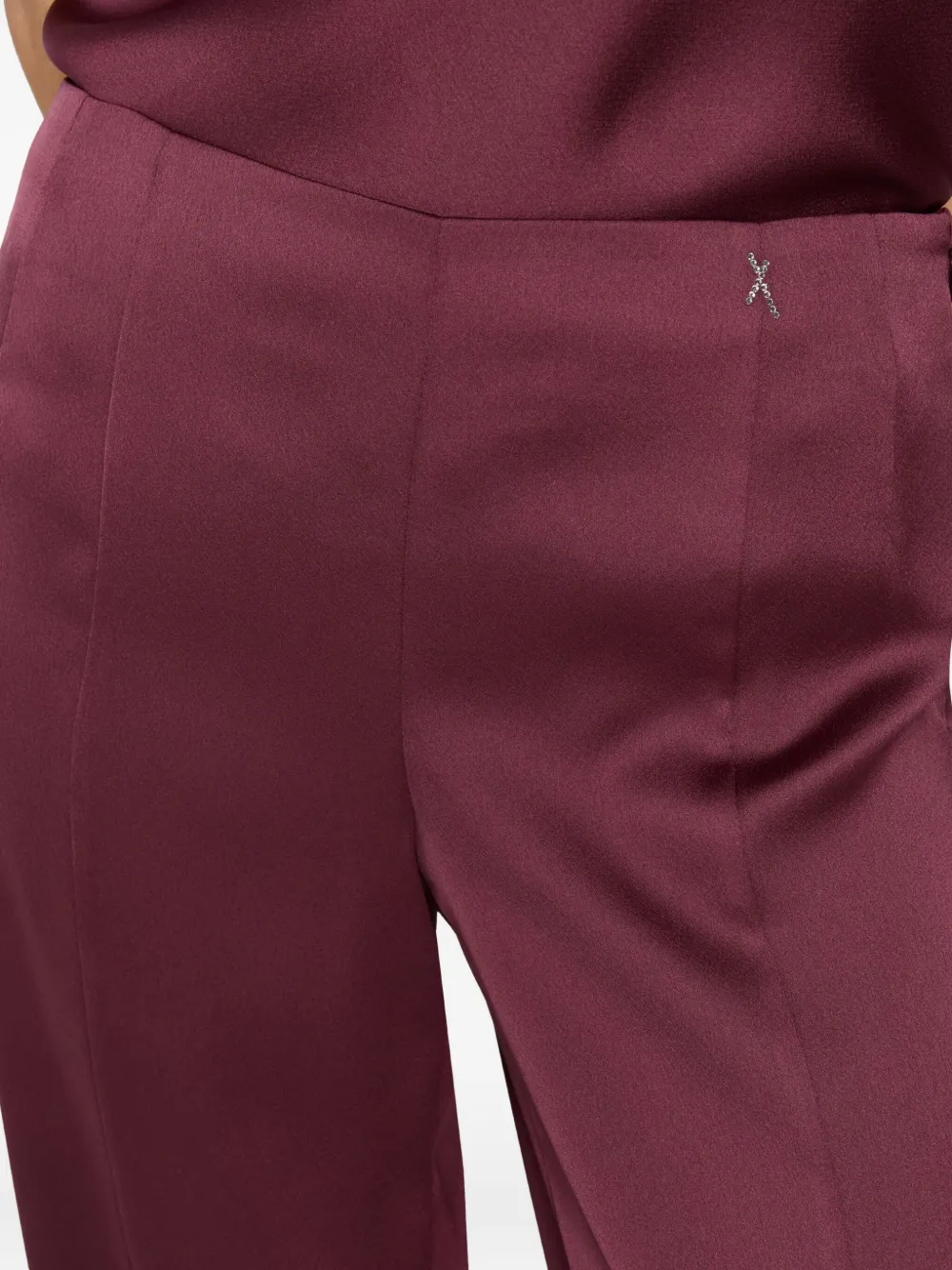 Genny Satijnen straight broek Rood