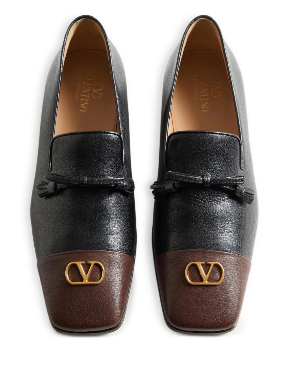 Valentino Garavani Babouchoes loafers met kwastje en logo Zwart