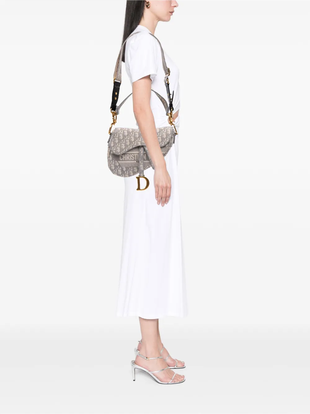 Christian Dior Pre-Owned 2020 Oblique Canvas Embroidered Saddle Bag shoulder bag | Pre-Owned | Image 2