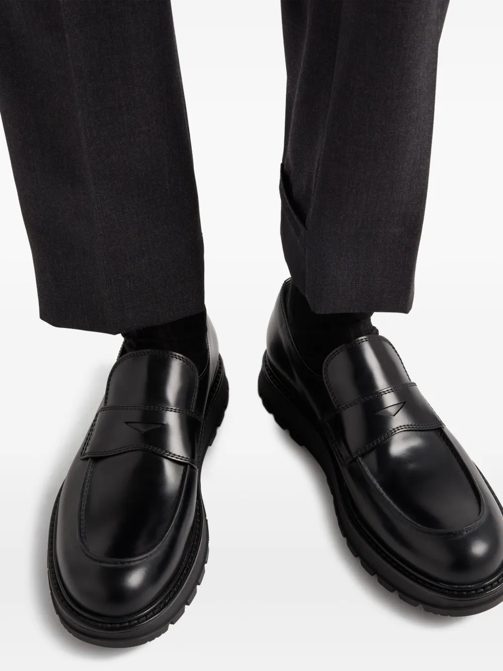 Prada Geborstelde leren penny loafers Zwart