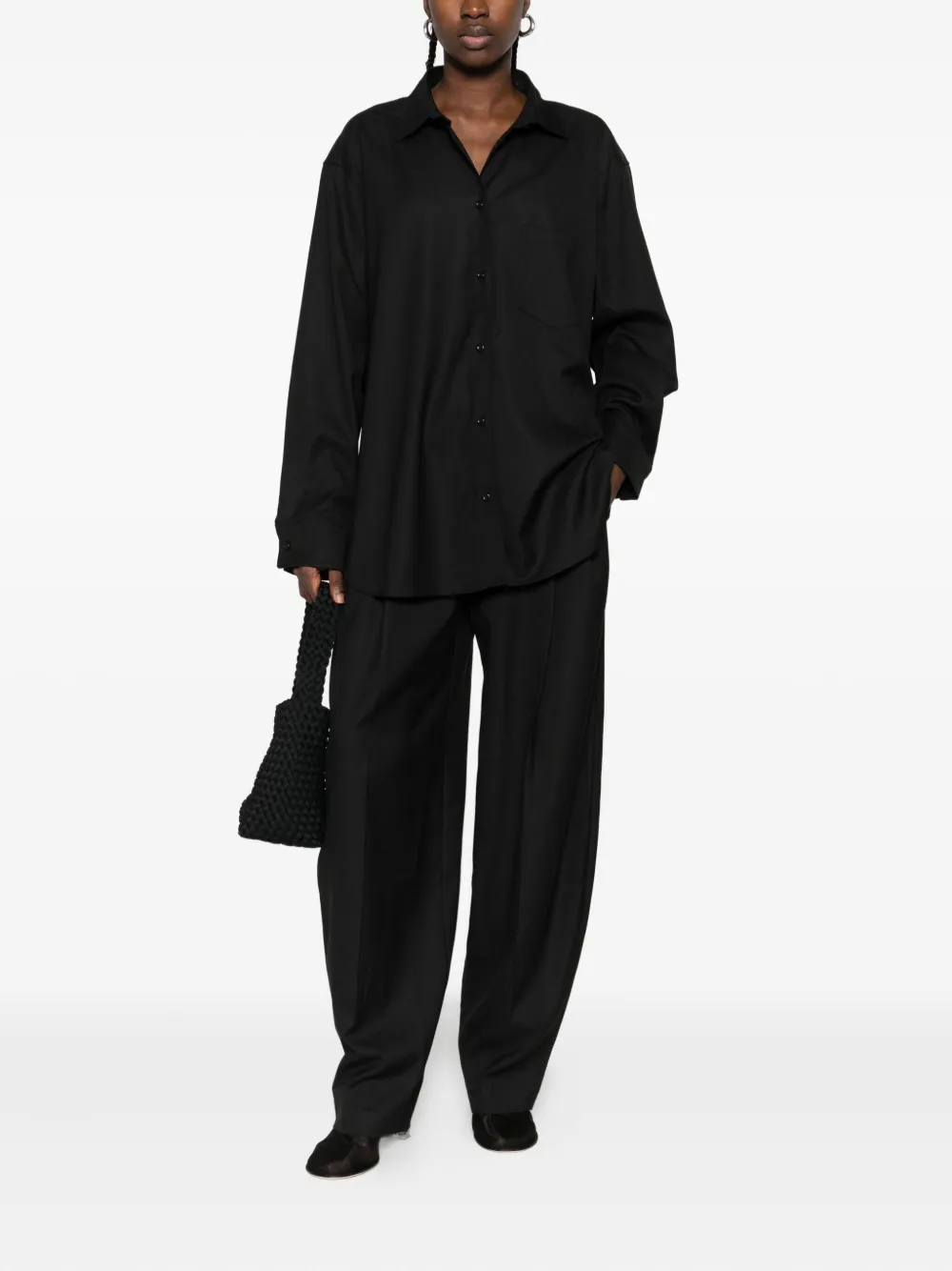 The Andamane Buttoned-front Point-collar Shirt In Black