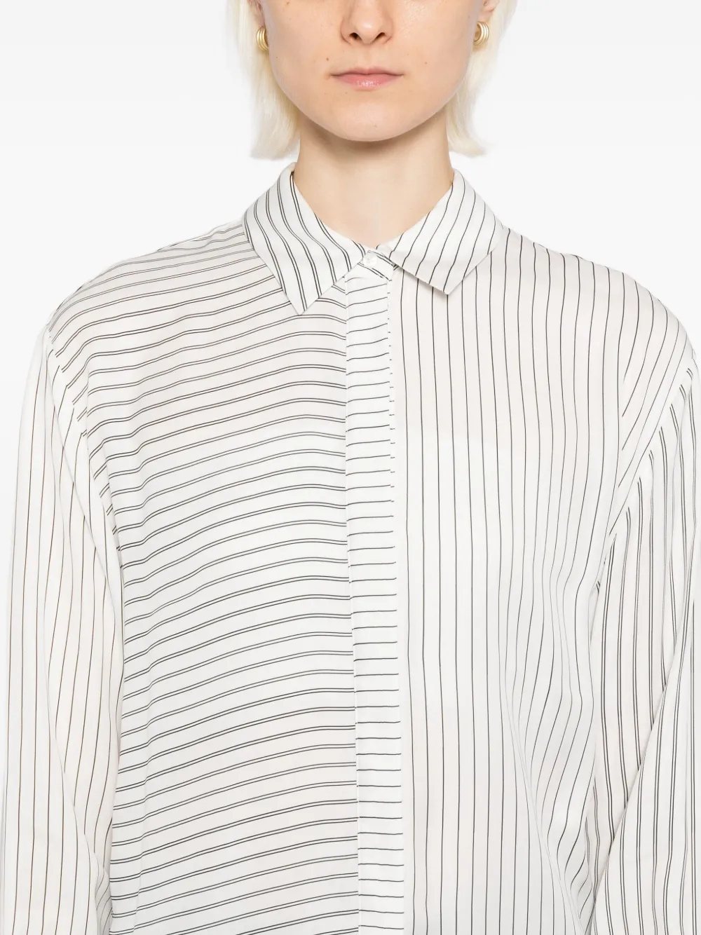 Alice And Olivia Dimitra Shirt In Neutral