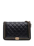 CHANEL Pre-Owned 2017-2018 Quilted Calfskin Chain Around Boy Wallet on Chain crossbody bag - Black