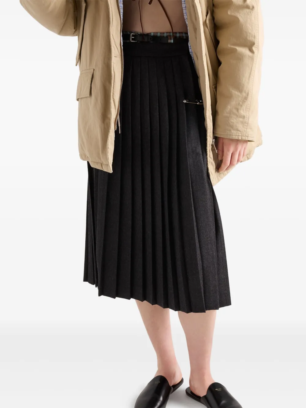 Prada Midi-plooirok met veiligheidsspeld Grijs