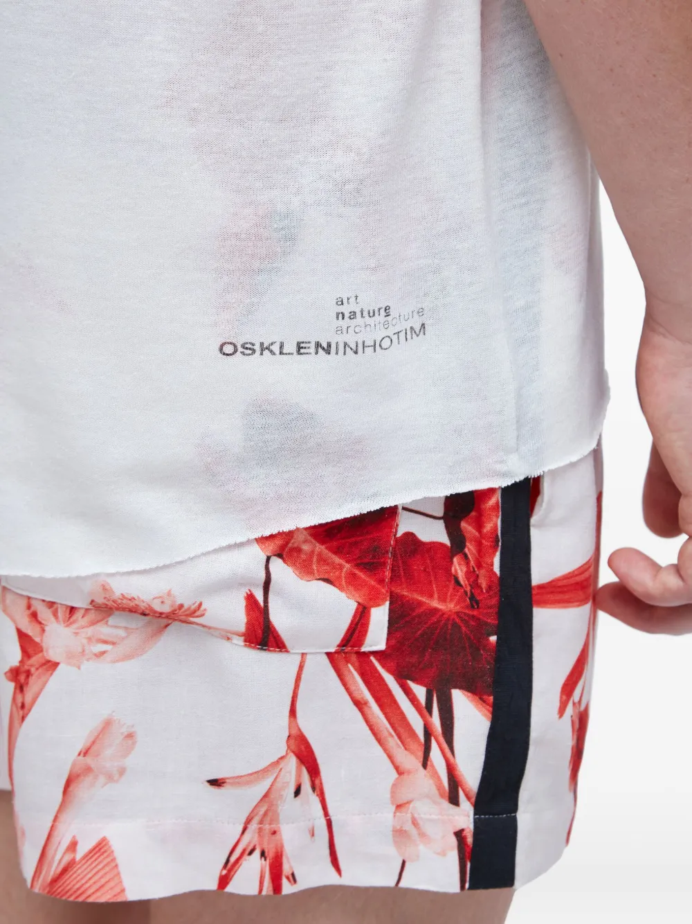 Osklen T-shirt met palmprint Wit